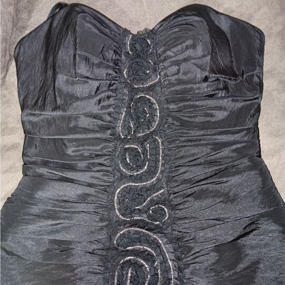 Dave & Johnny Strapless Dress - Picture 6 of 15